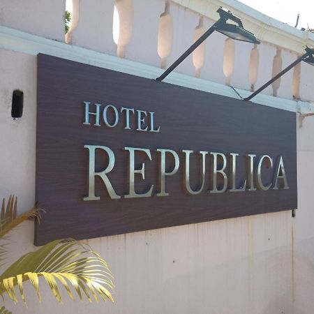 Hotel Republica Panaji Eksteriør billede